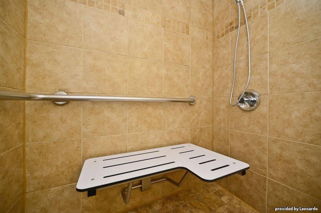 Western Airport Hotel 3*