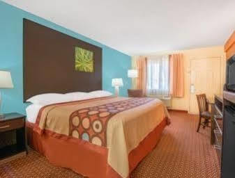 Super 8 By Wyndham 2*