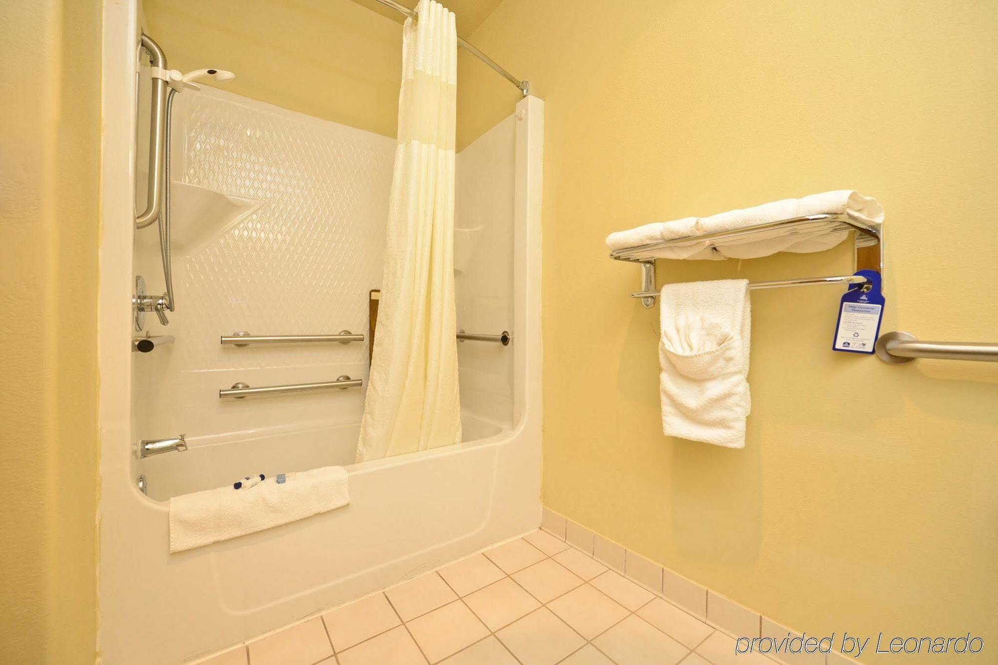 Hotel Western & 3*