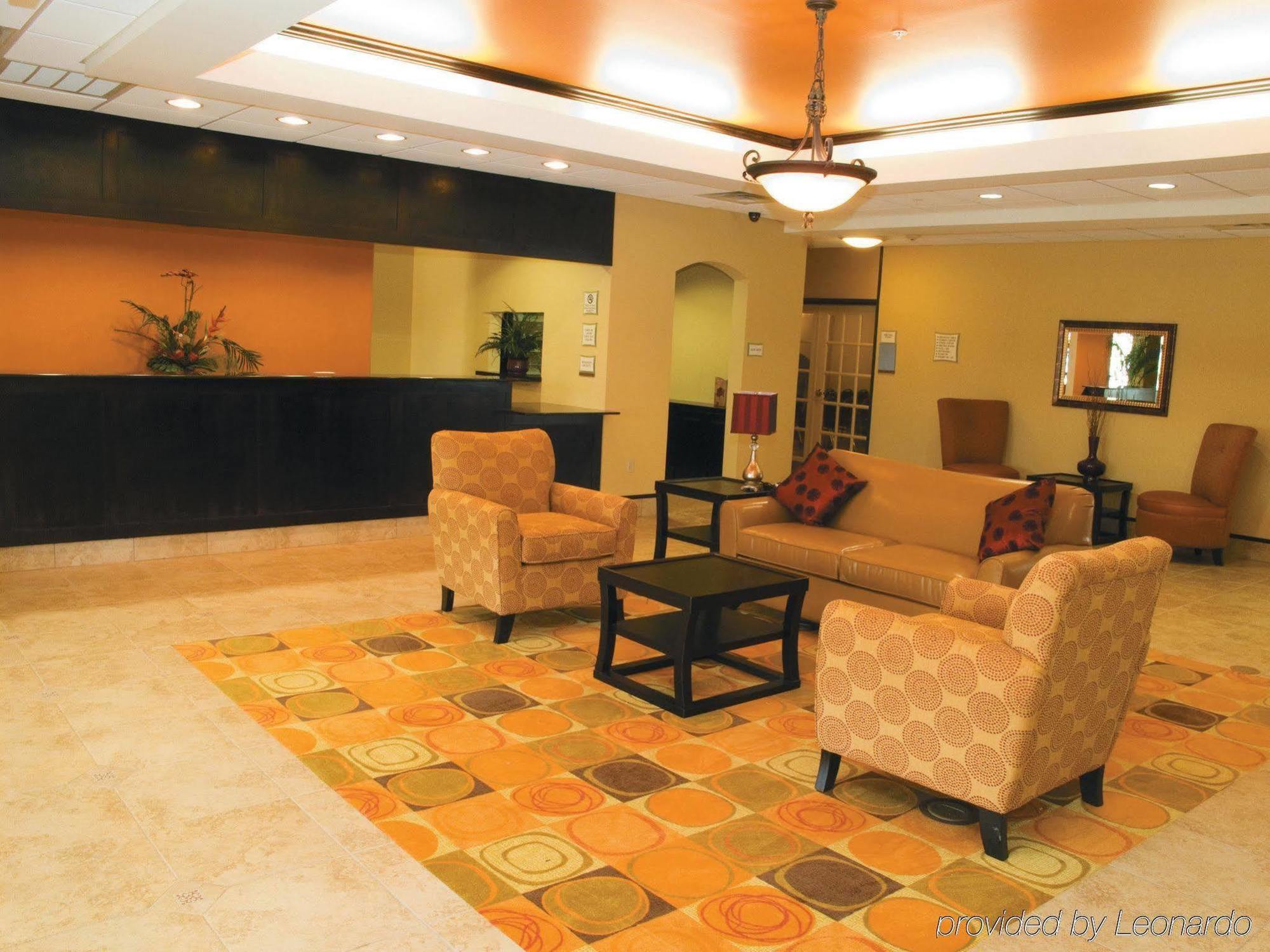 La Quinta By Wyndham Airport / Expo Square Tulsa