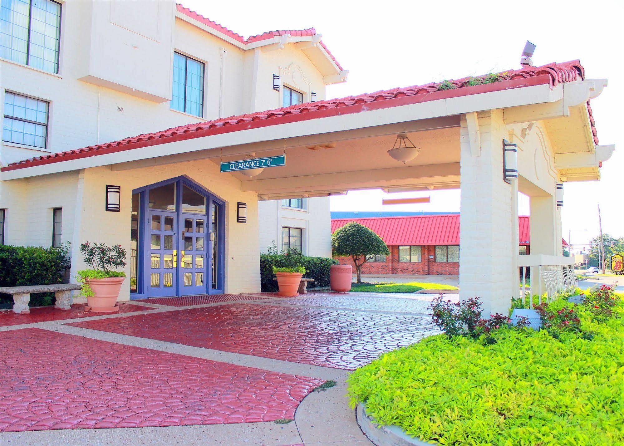 Baymont By Wyndham Broken Arrow Motel Tulsa