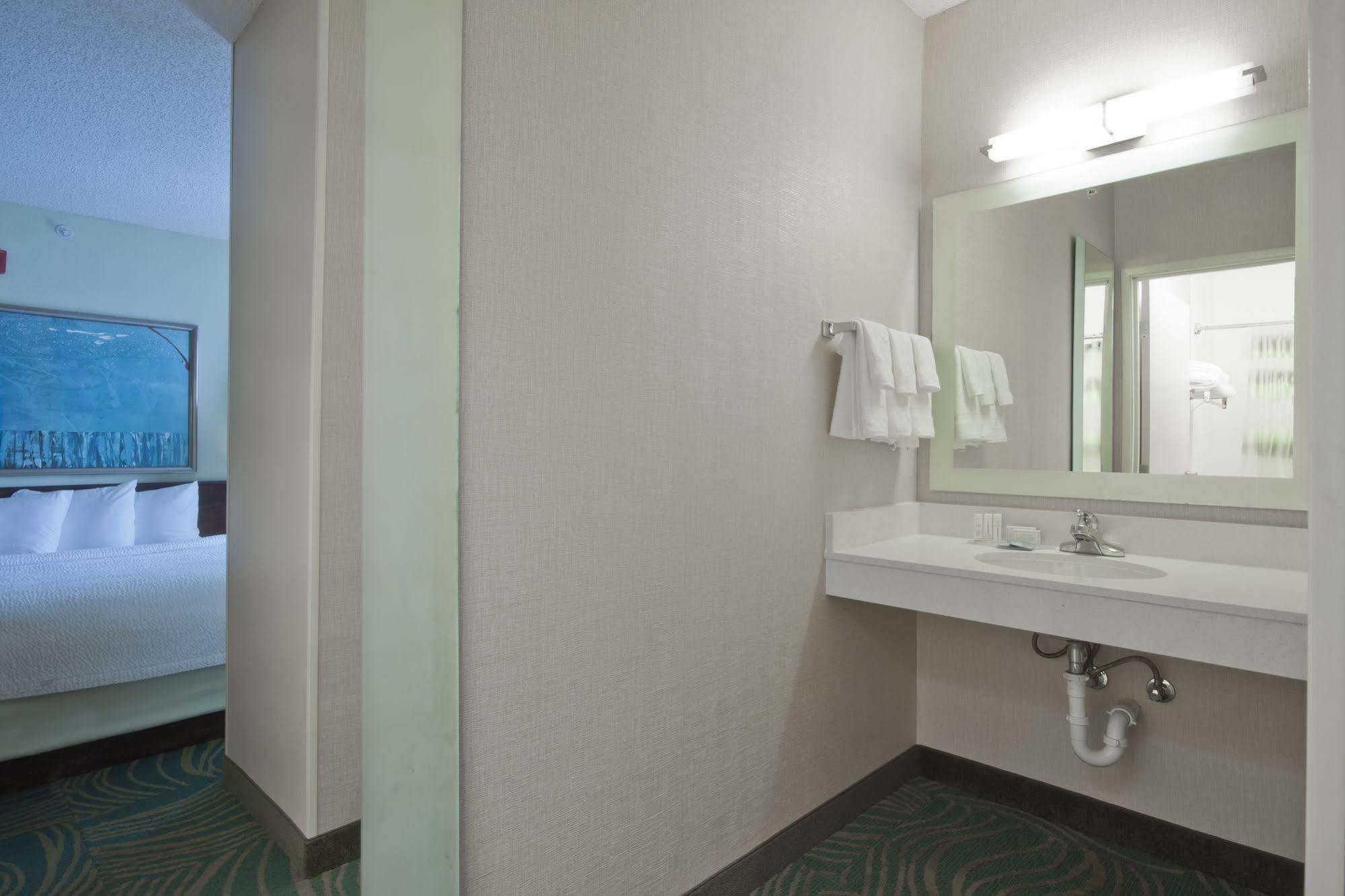 Springhill By Marriott 3*