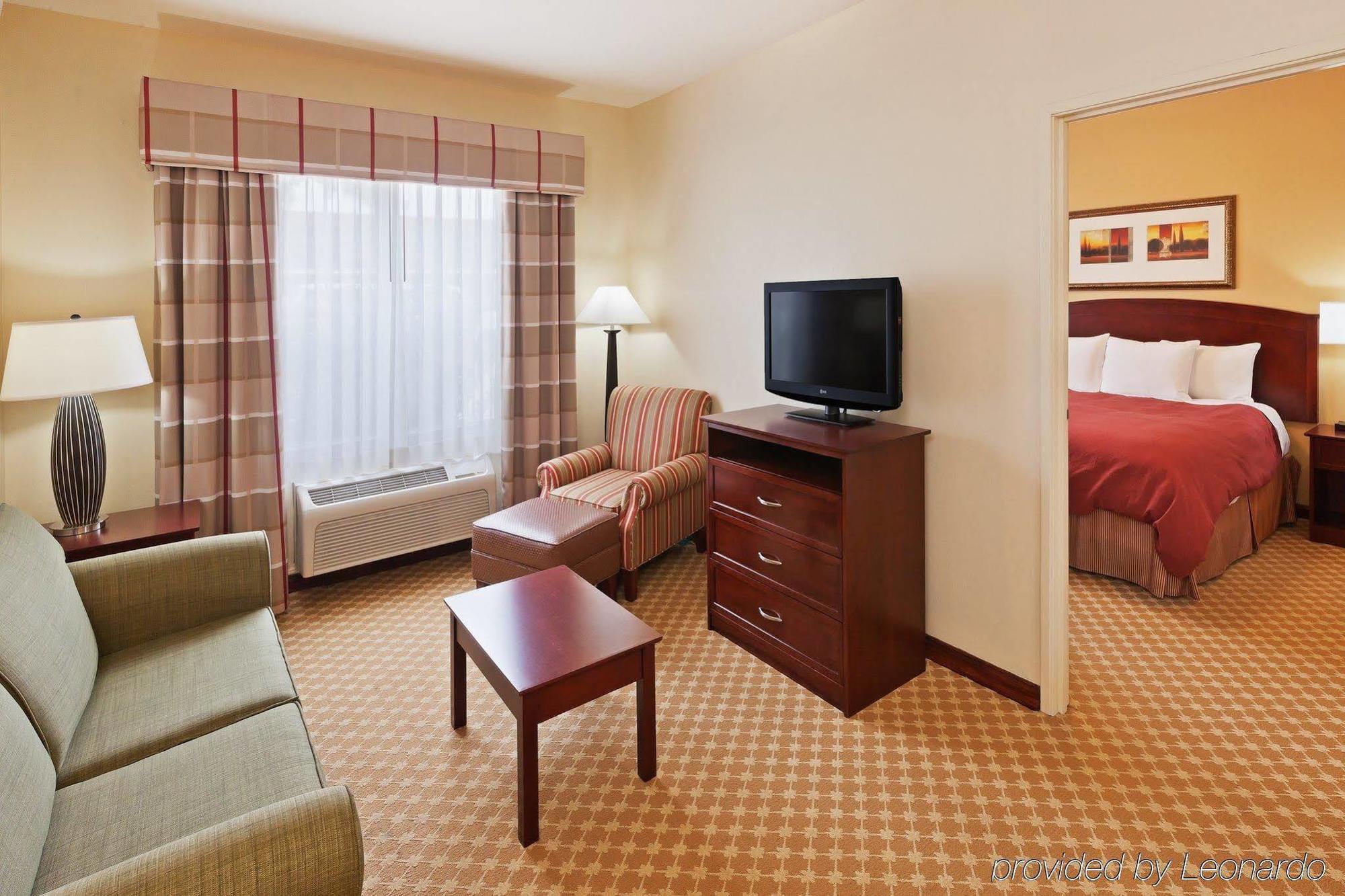 Country & By Radisson, Tulsa, Ok