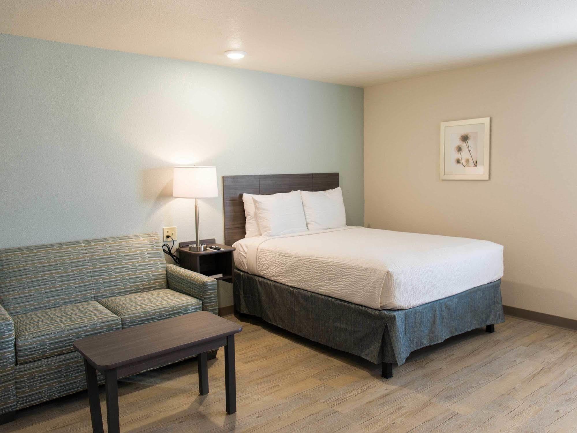 Woodspring Suites Broken Arrow 2*