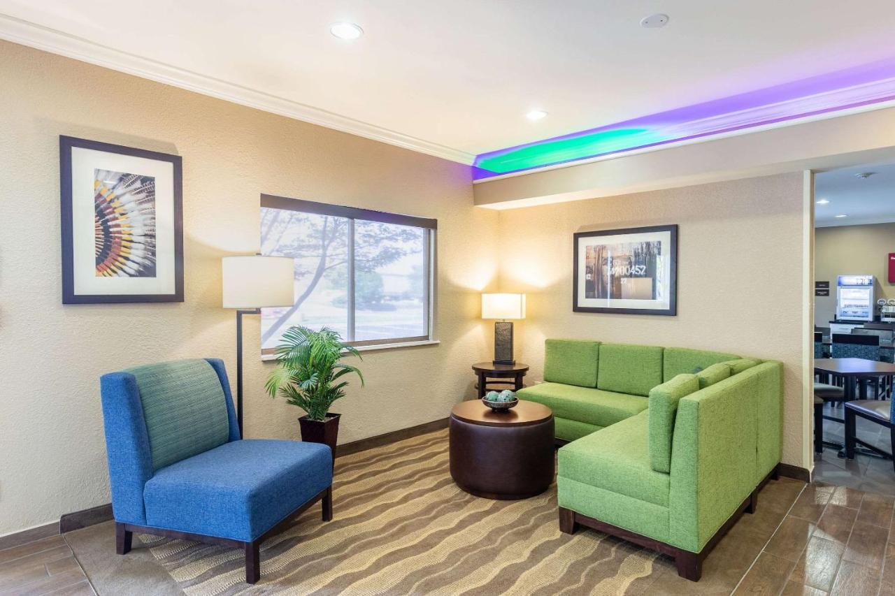 Pensão Comfort South - Woodland Hills Tulsa