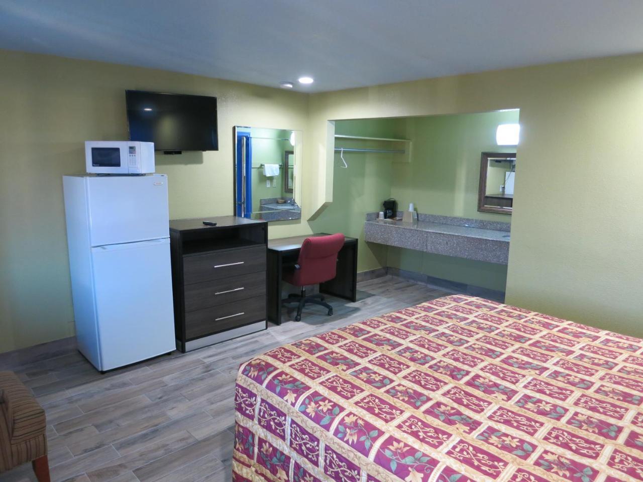 Motel Gateway *