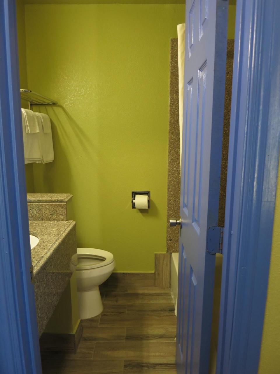 Motel Gateway