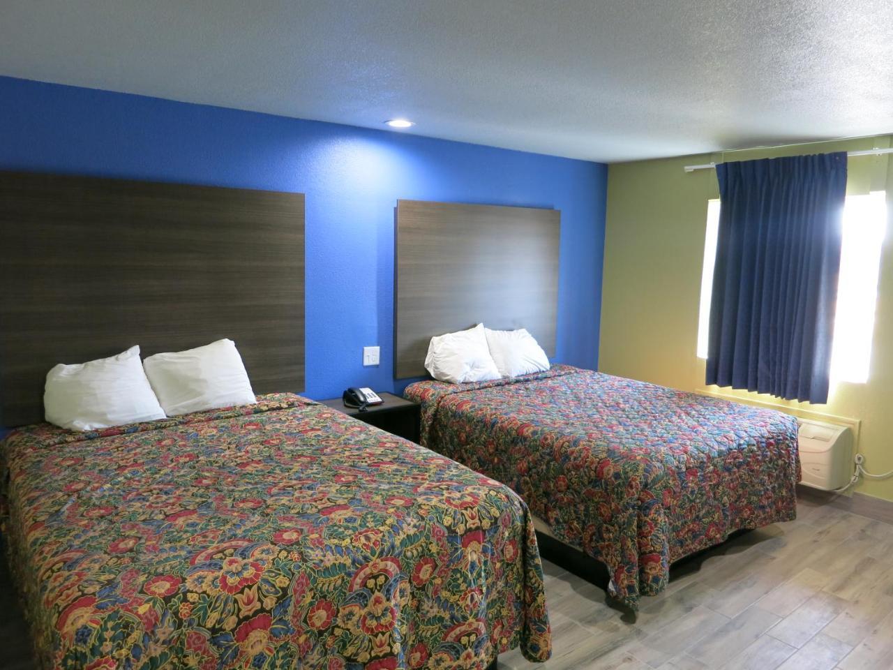 Gateway Motel *