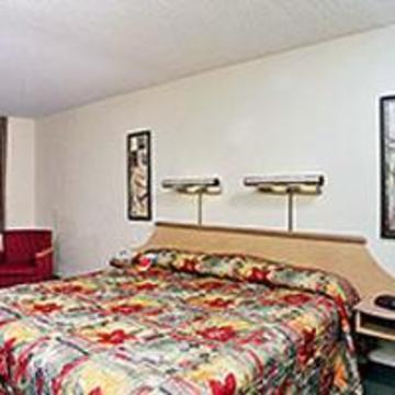 Red Roof Motel