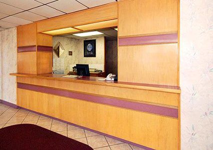 Hotel Econo Airport Tulsa