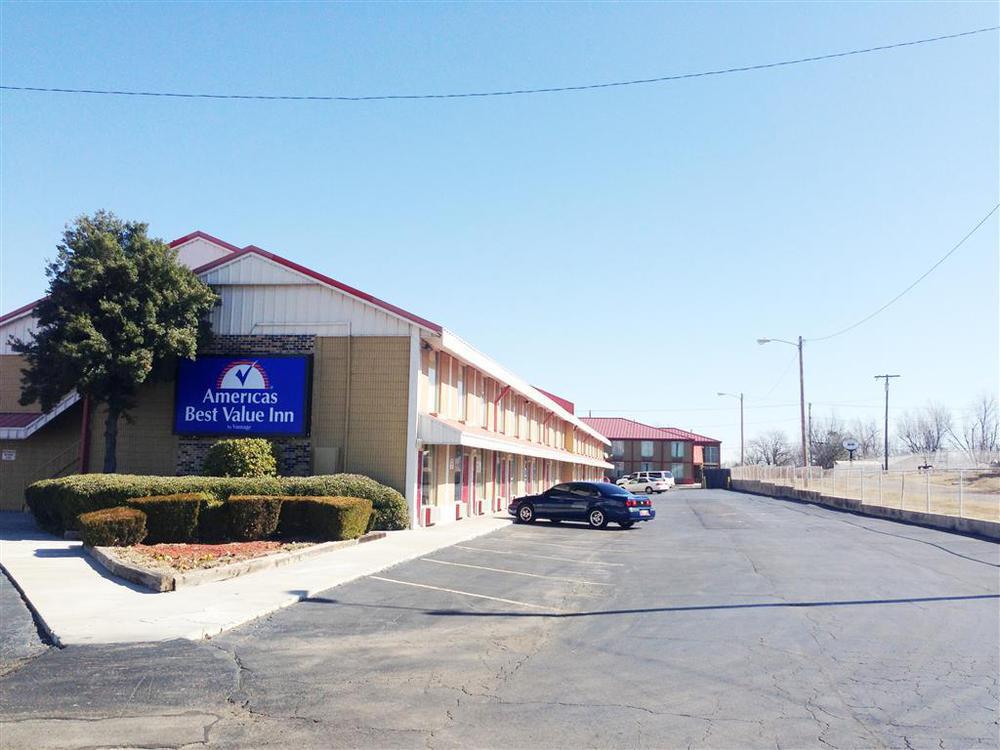 Motel Americas Value I-44 2*