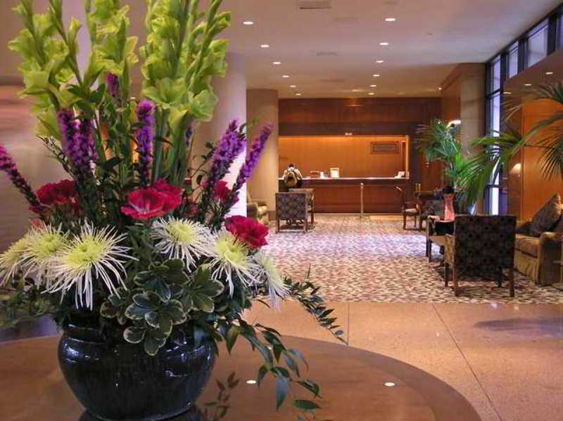 Doubletree By Hilton At Warren Place