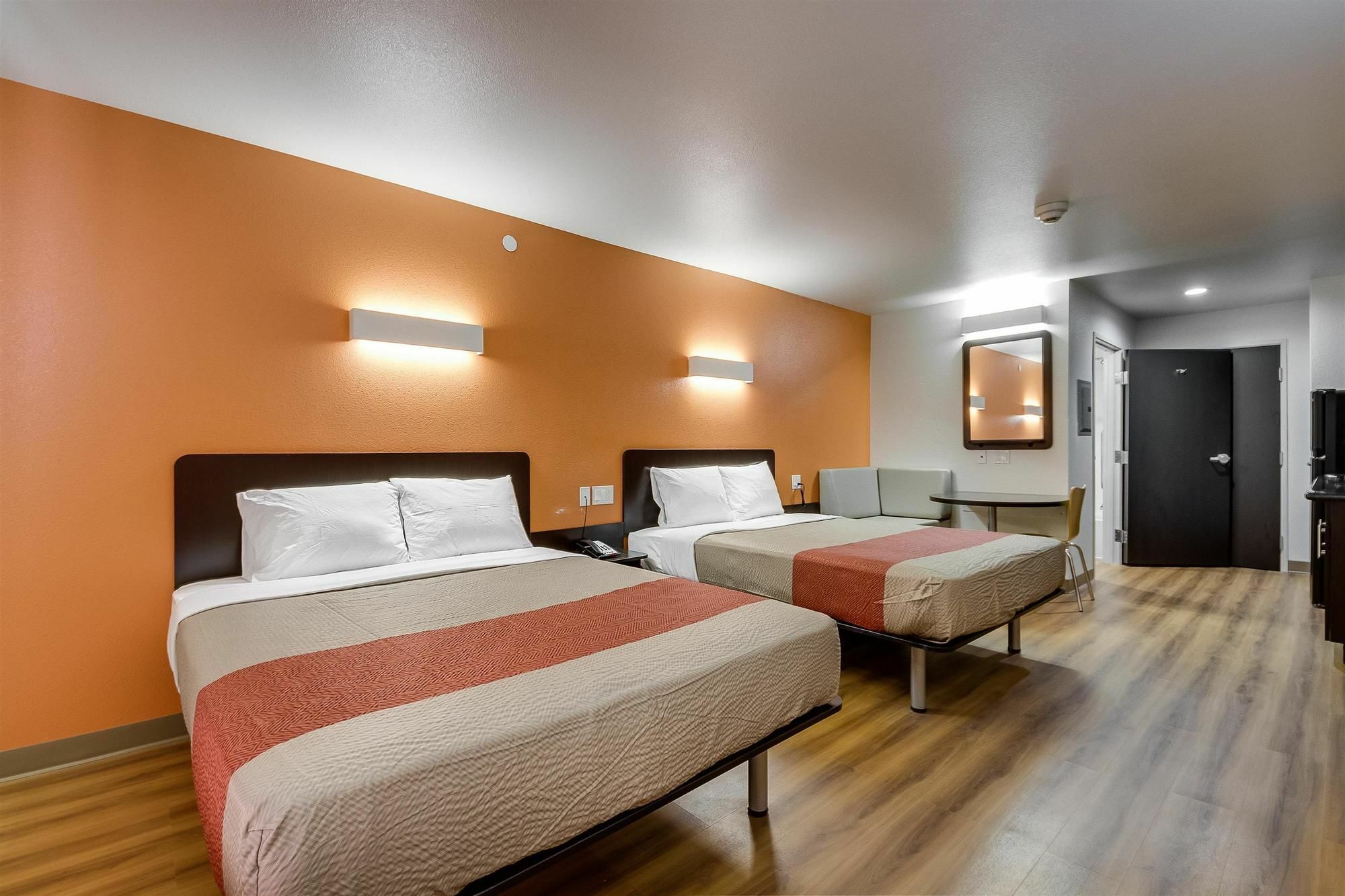 6 Tulsa, Ok Hotel