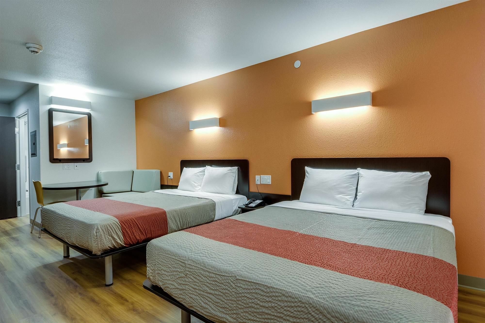 Hotel 6 Tulsa, Ok Tulsa