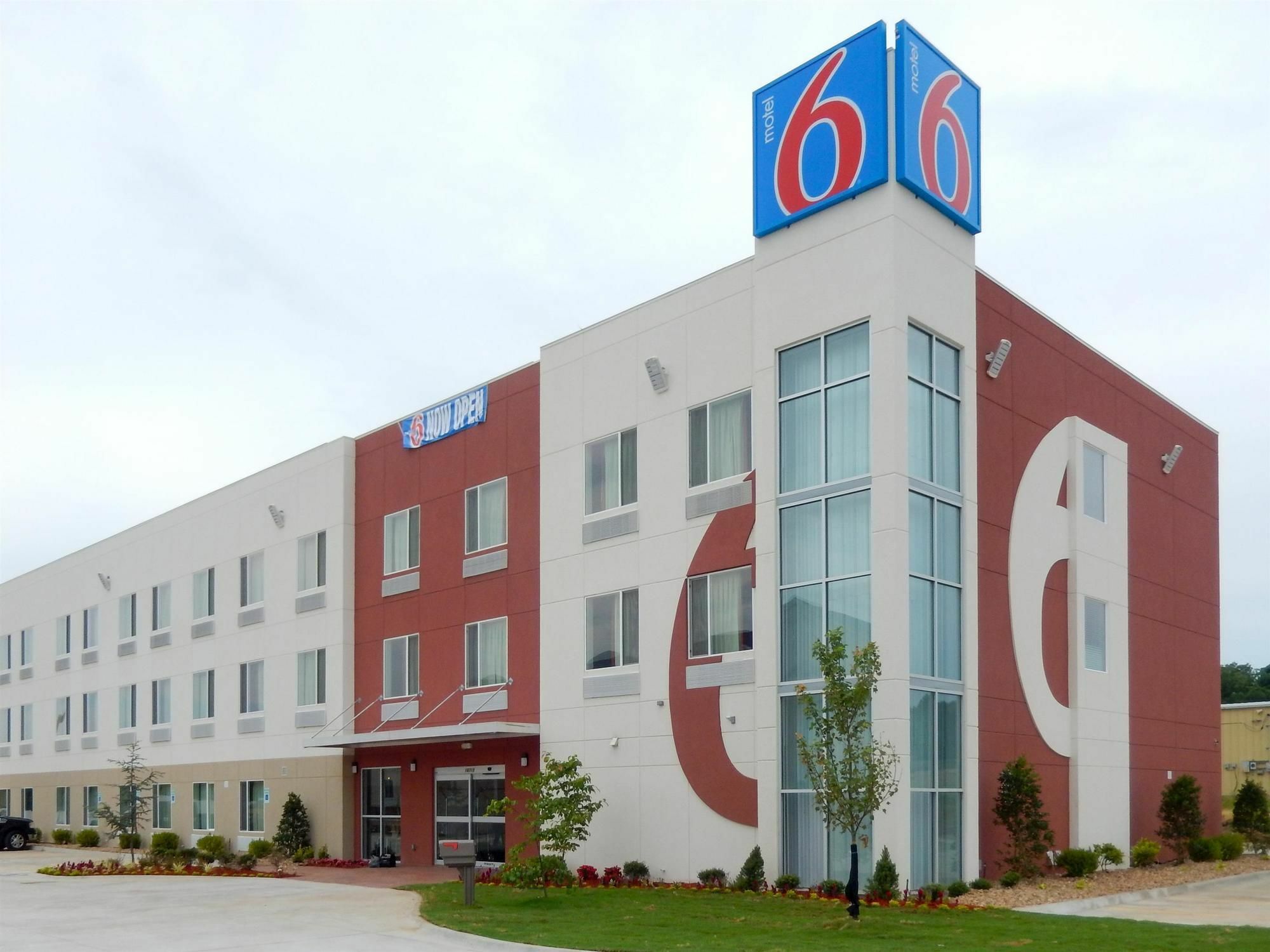 6 Tulsa, Ok Hotel