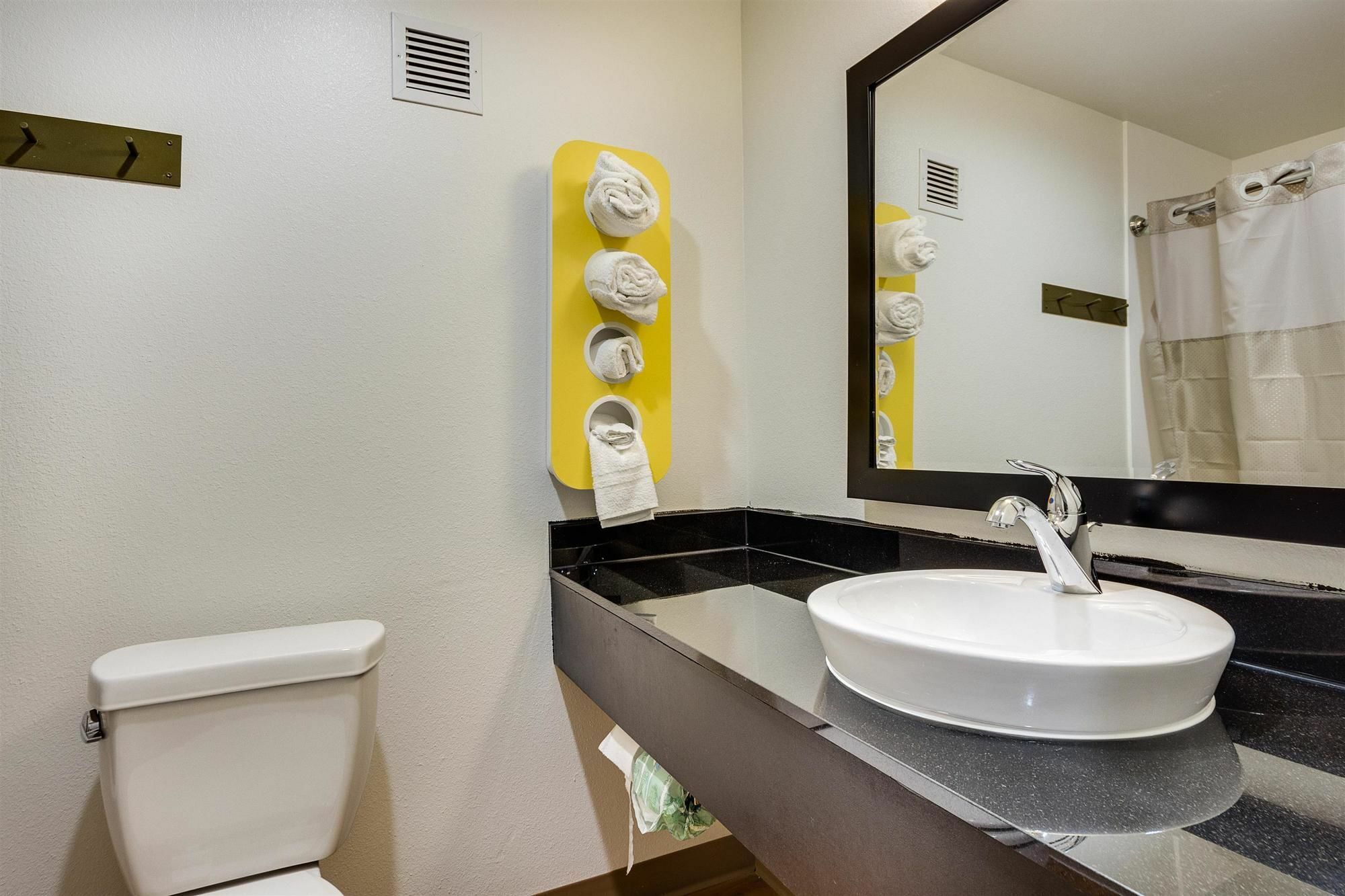 6 Tulsa, Ok Hotel