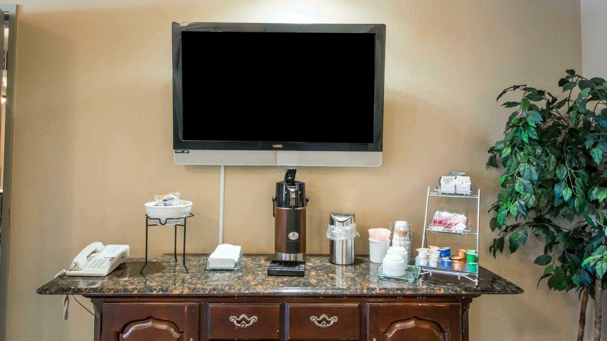 Inn Quality Tulsa-downtown West
