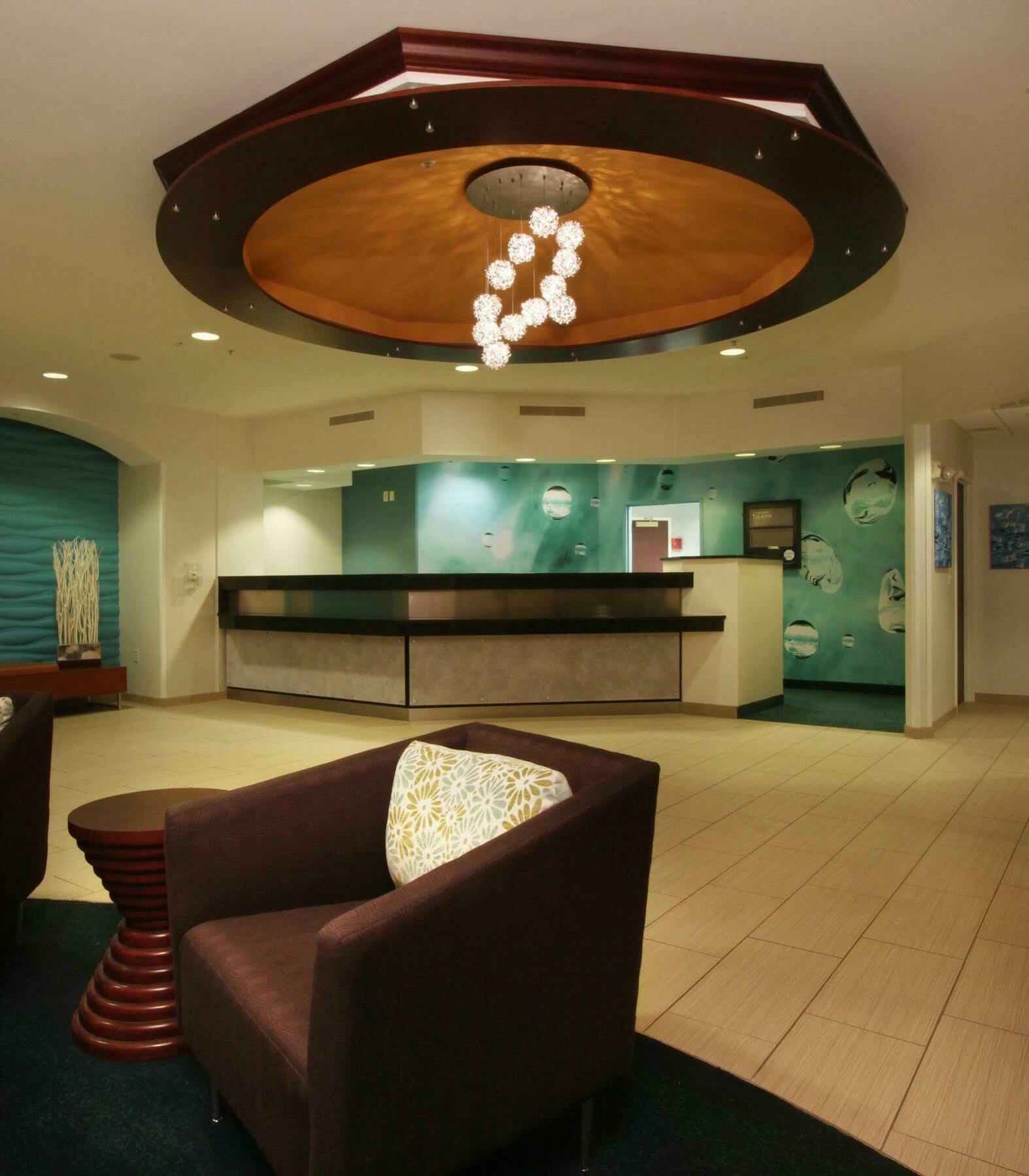 Hotel Springhill By Marriott