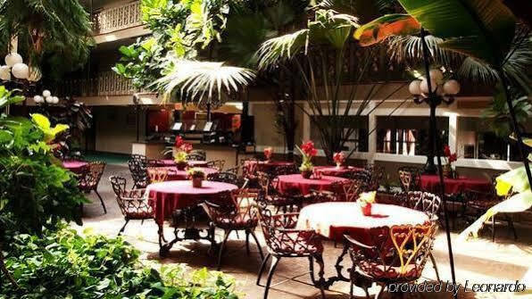 Oyo Townhouse Woodland Hills Hotel 2*