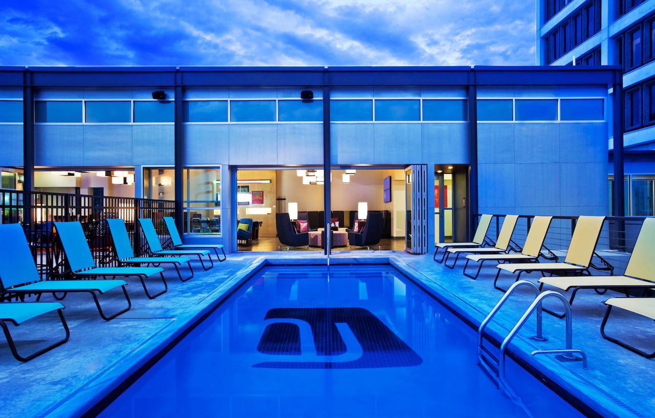 Aloft Downtown Hotel