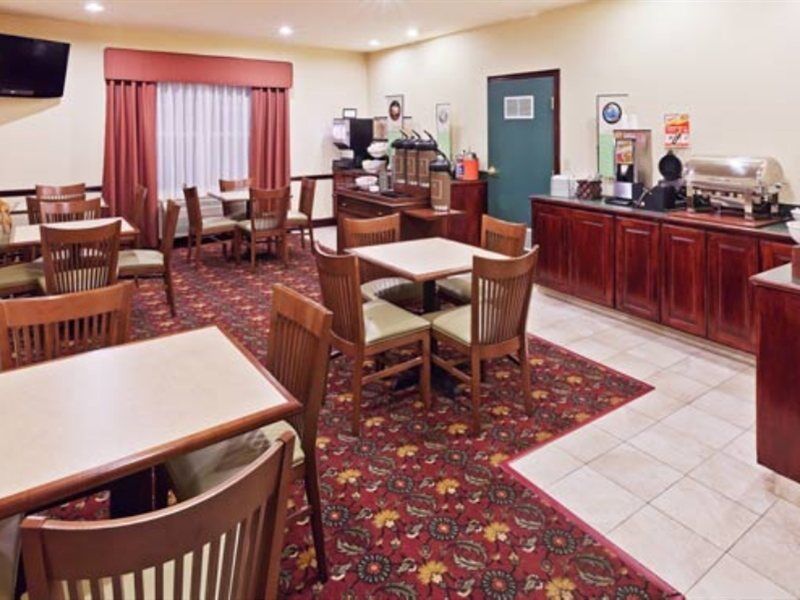 Country & By Radisson, Tulsa, Ok Hotel Tulsa