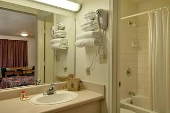 Super 8 By Wyndham 2*