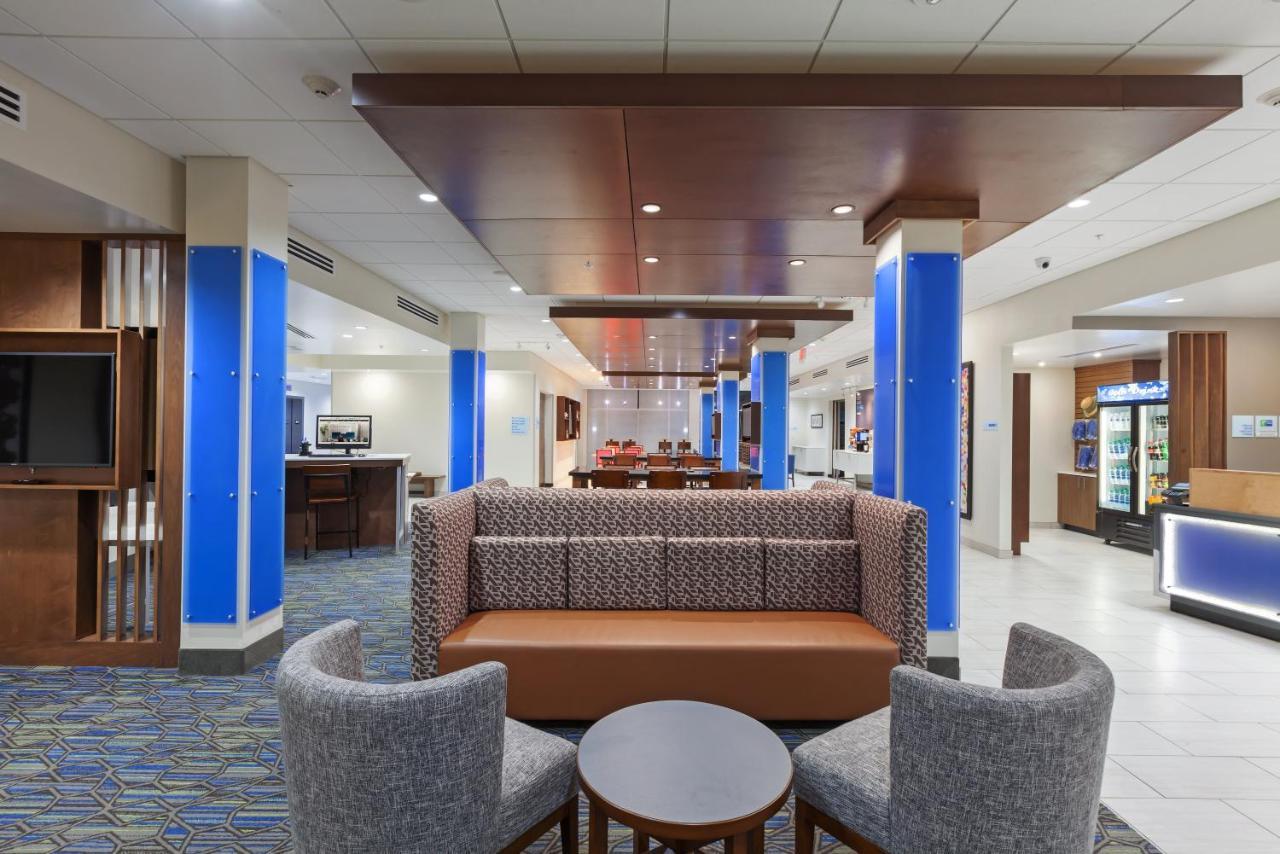 Express & South - Woodland Hills By Ihg Hotel Tulsa
