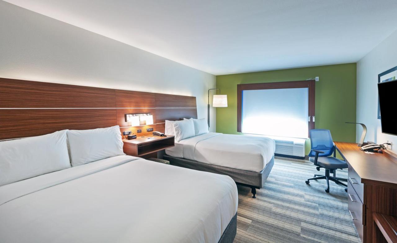 Hotel Express & South - Woodland Hills By Ihg 3*