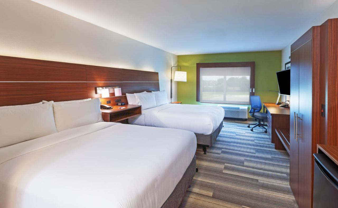 Hotel Express & South - Woodland Hills By Ihg 3*
