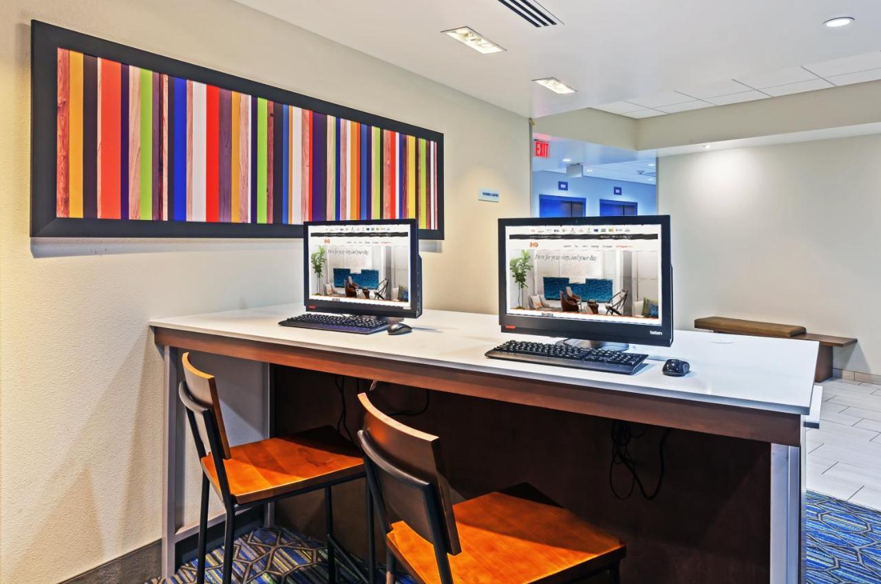 Hotel Express & South - Woodland Hills By Ihg Tulsa