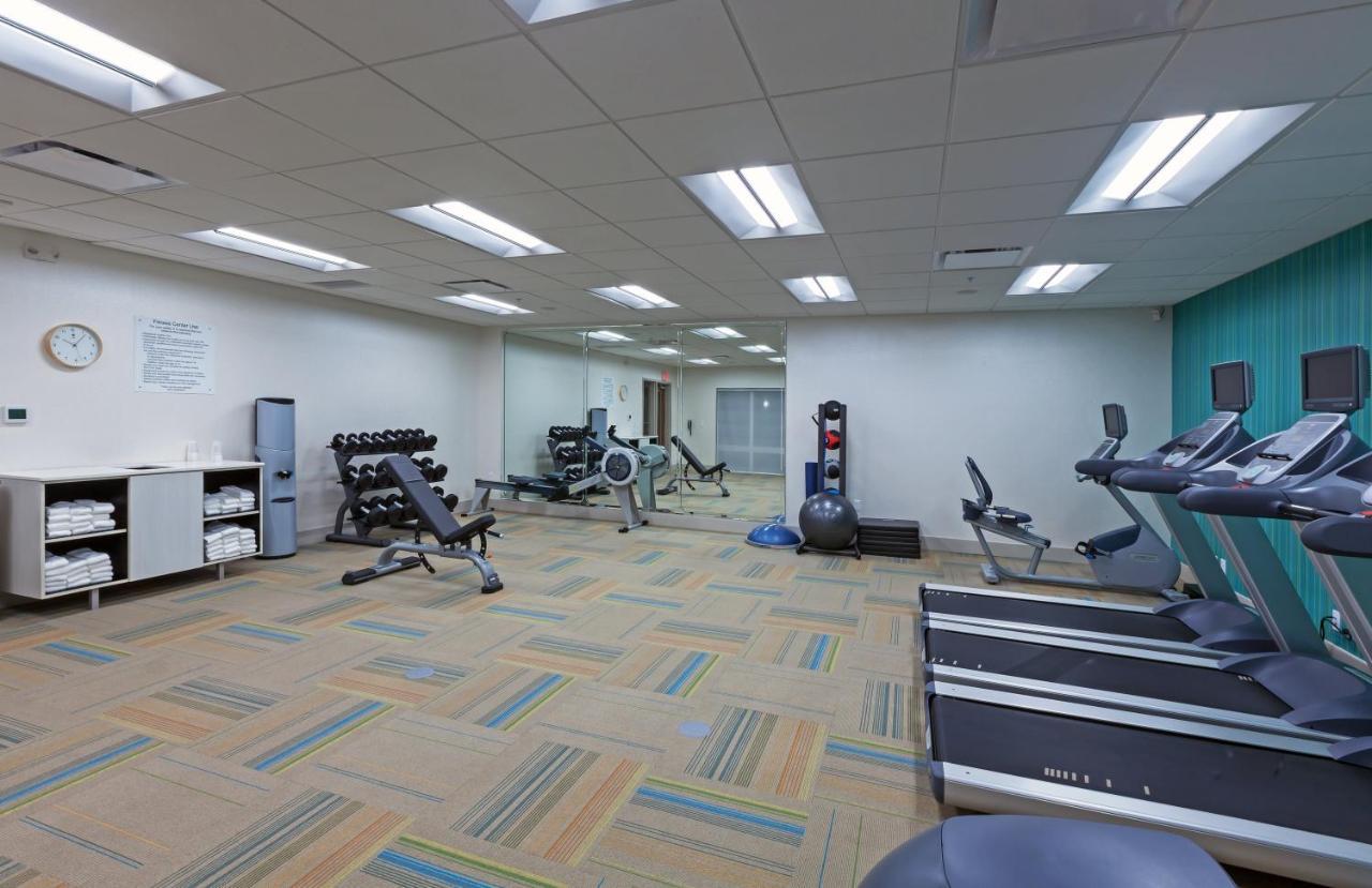 Hotel Express & South - Woodland Hills By Ihg