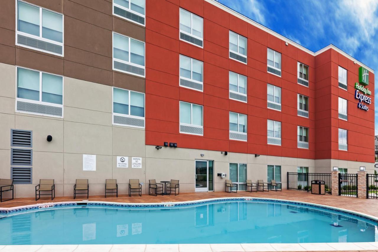 Express & South - Woodland Hills By Ihg Hotel Tulsa