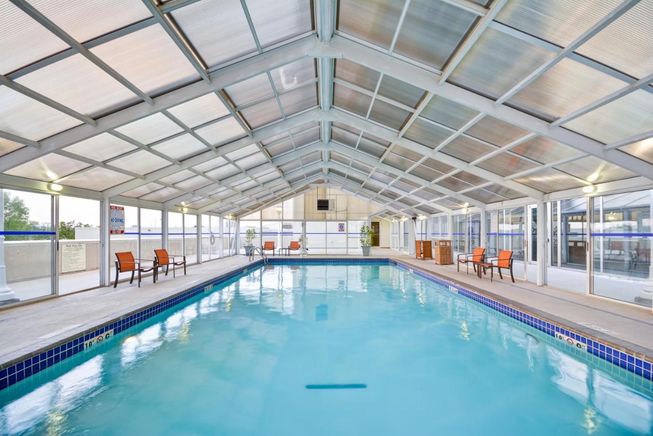 Crowne Plaza Southern Hills Hotel Tulsa
