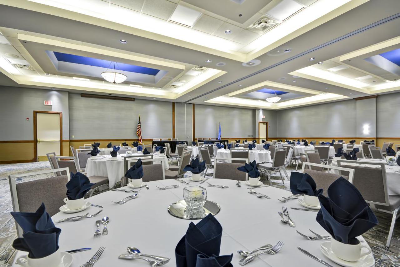 Crowne Plaza Southern Hills Tulsa