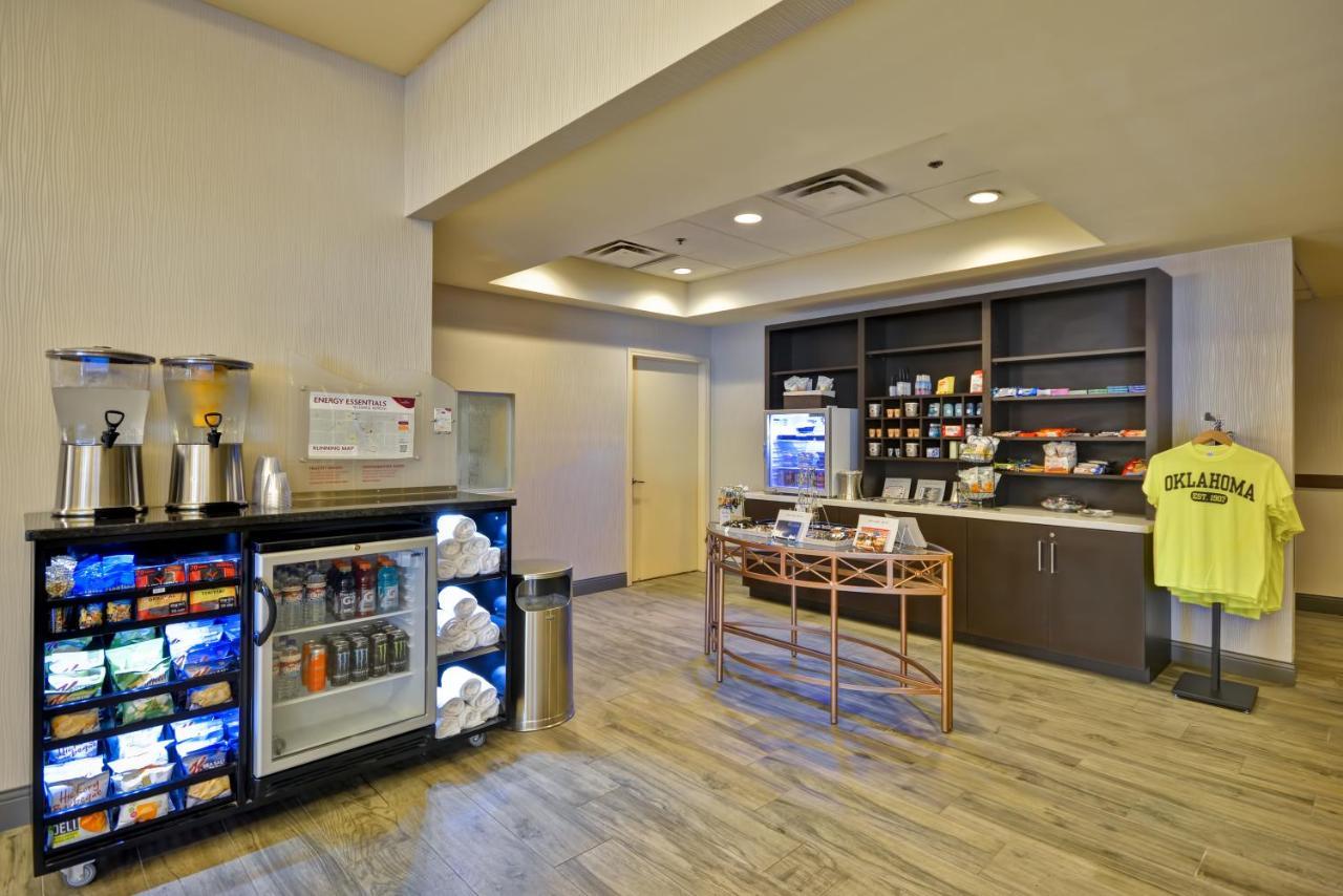 Crowne Plaza Southern Hills Hotel Tulsa