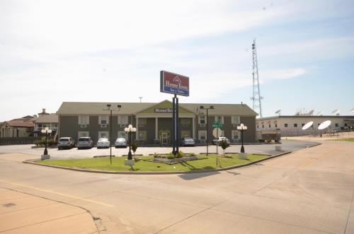 Hometown & Motel 2*