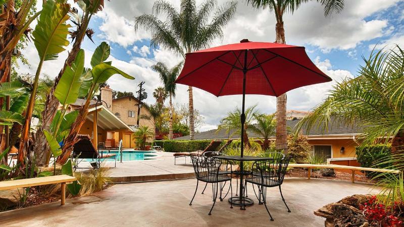 Western Woodland Hills And Hotel 3*
