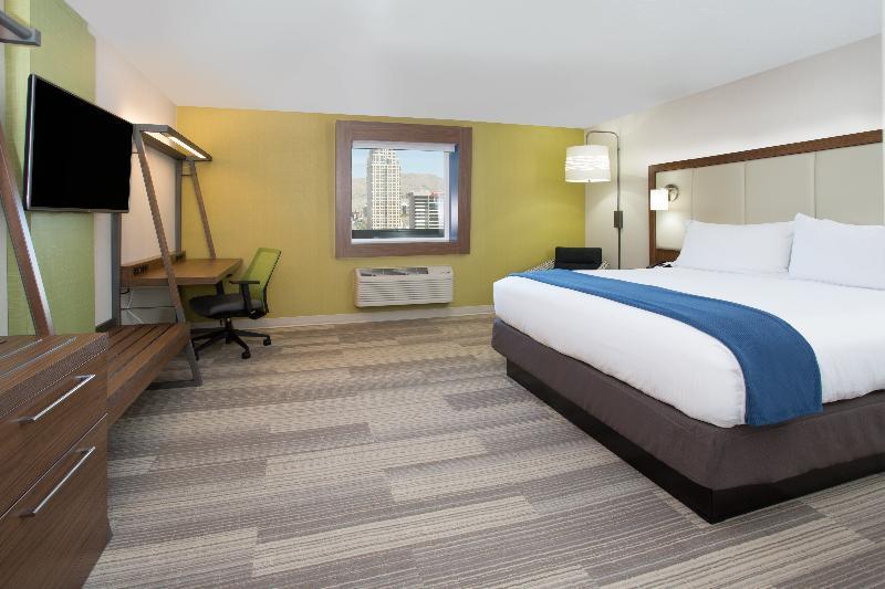 Hotel Express & South - Woodland Hills By Ihg