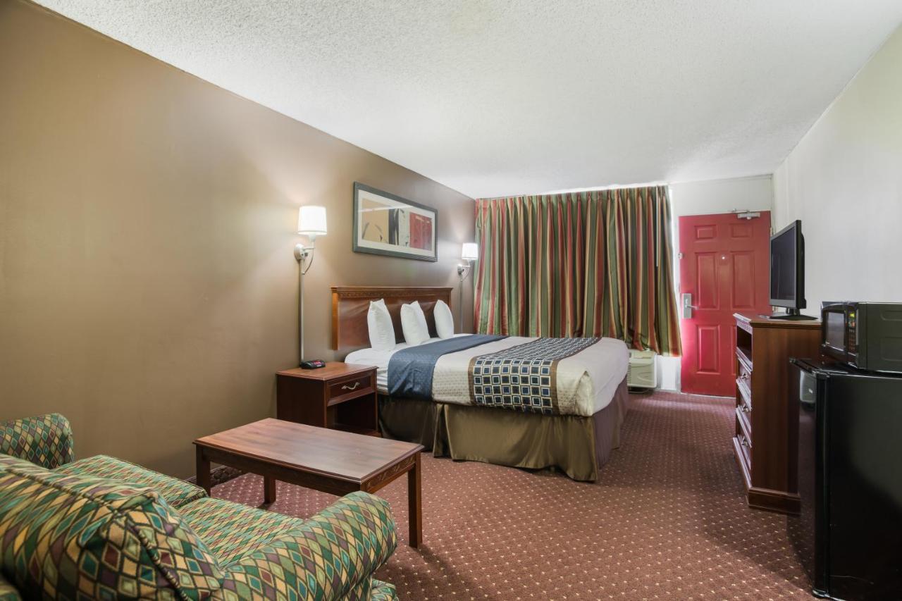 Americas Value I-44 Motel 2*