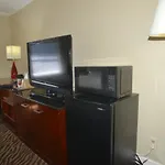 Hometown Inn & Suites