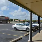 Delux Inn Tulsa