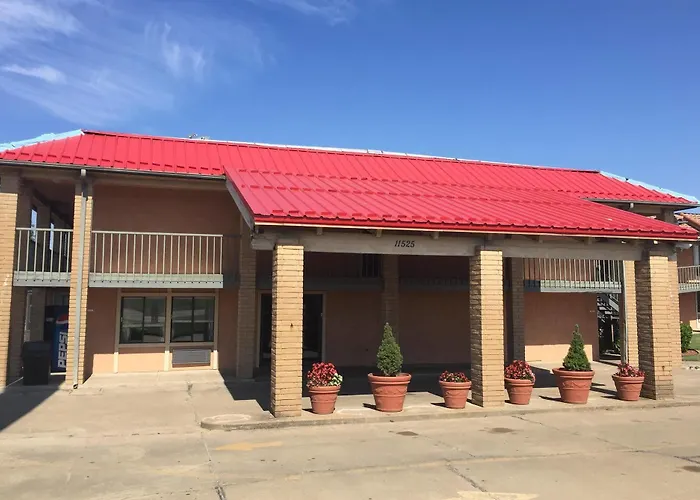 Travelodge By Wyndham Tulsa