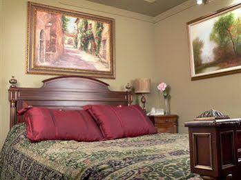 Savoy 2*