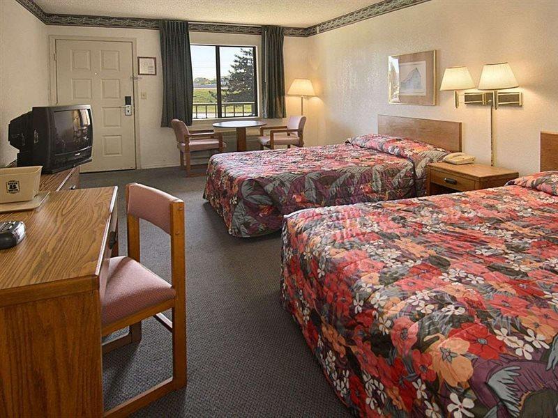 Travelodge By Wyndham Hotel 2*