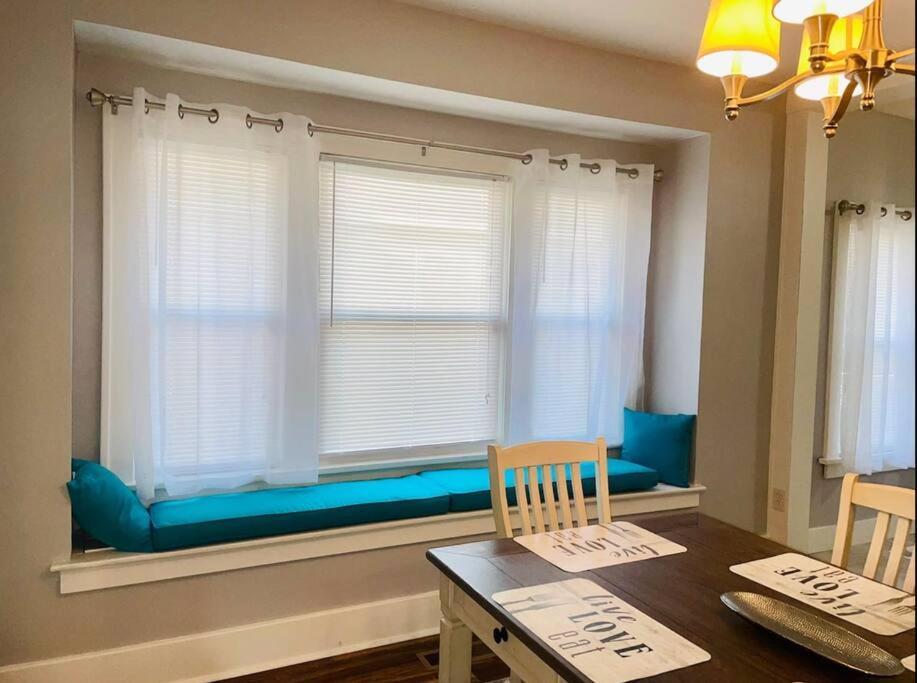 Villa Cherry Street Luxury- Shopping-dining-by Downtown And Hospitals