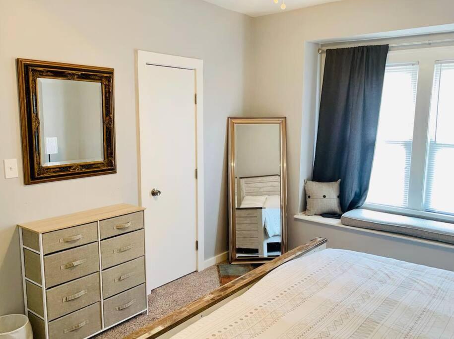Villa Cherry Street Luxury- Shopping-dining-by Downtown And Hospitals
