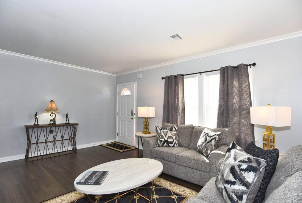 Blue Flamingo's Charming Home-heart Of Tulsa2- Cherry St-expo-11th