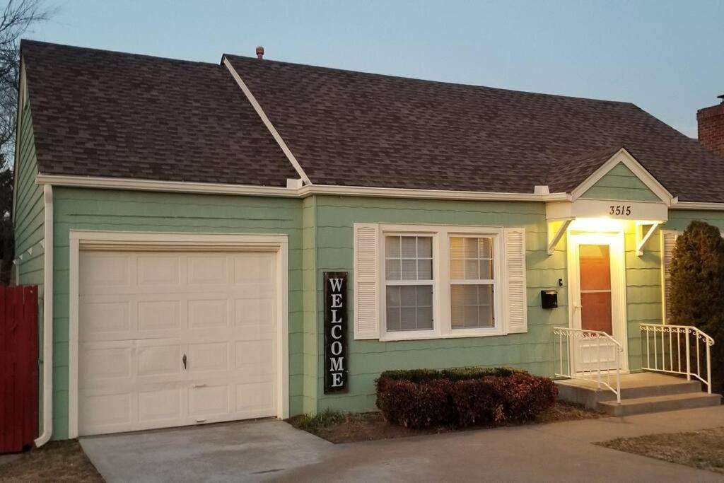 Blue Flamingo's Charming Home-heart Of Tulsa2- Cherry St-expo-11th Holiday home Tulsa