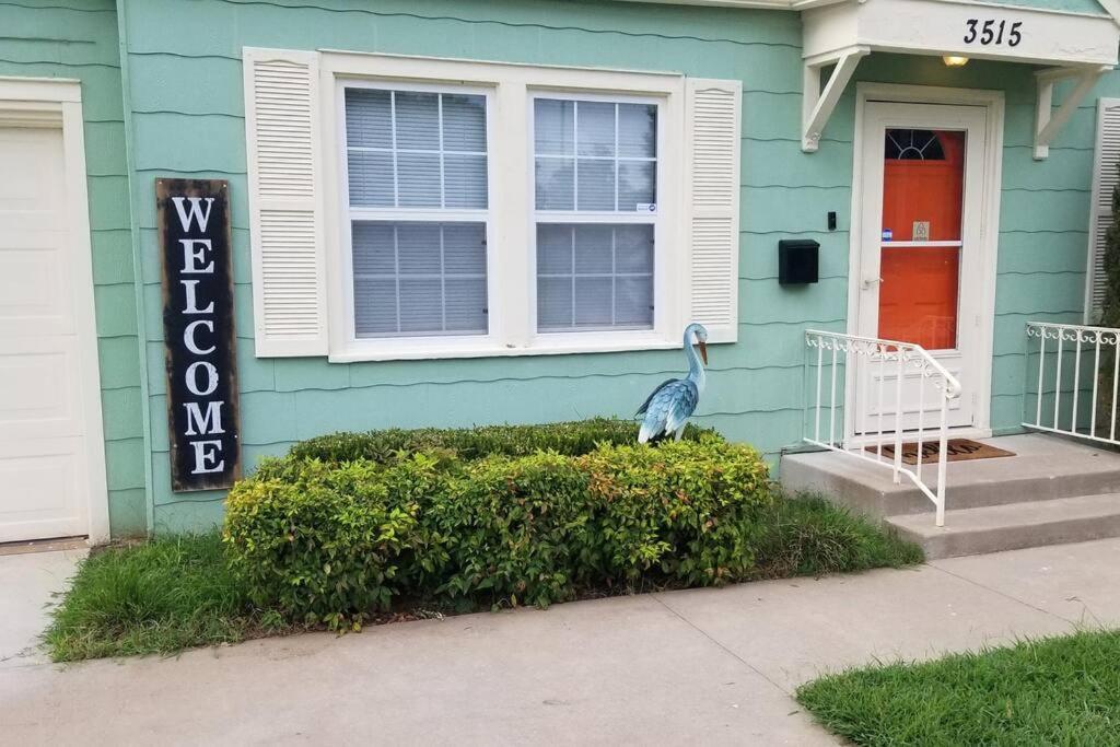 Blue Flamingo's Charming Home-heart Of Tulsa2- Cherry St-expo-11th Holiday home Tulsa