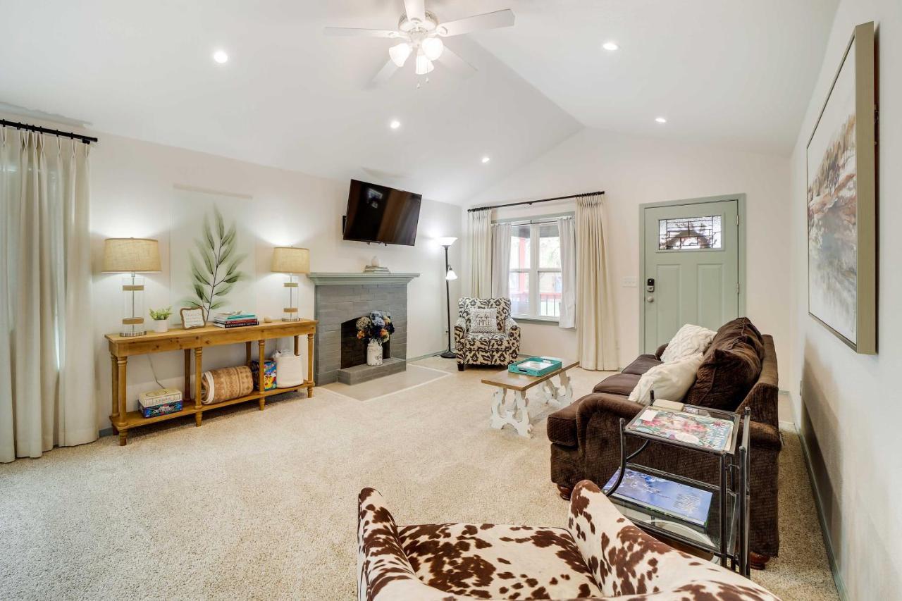 Vacation About 3 Mi To Downtown Holiday home Tulsa
